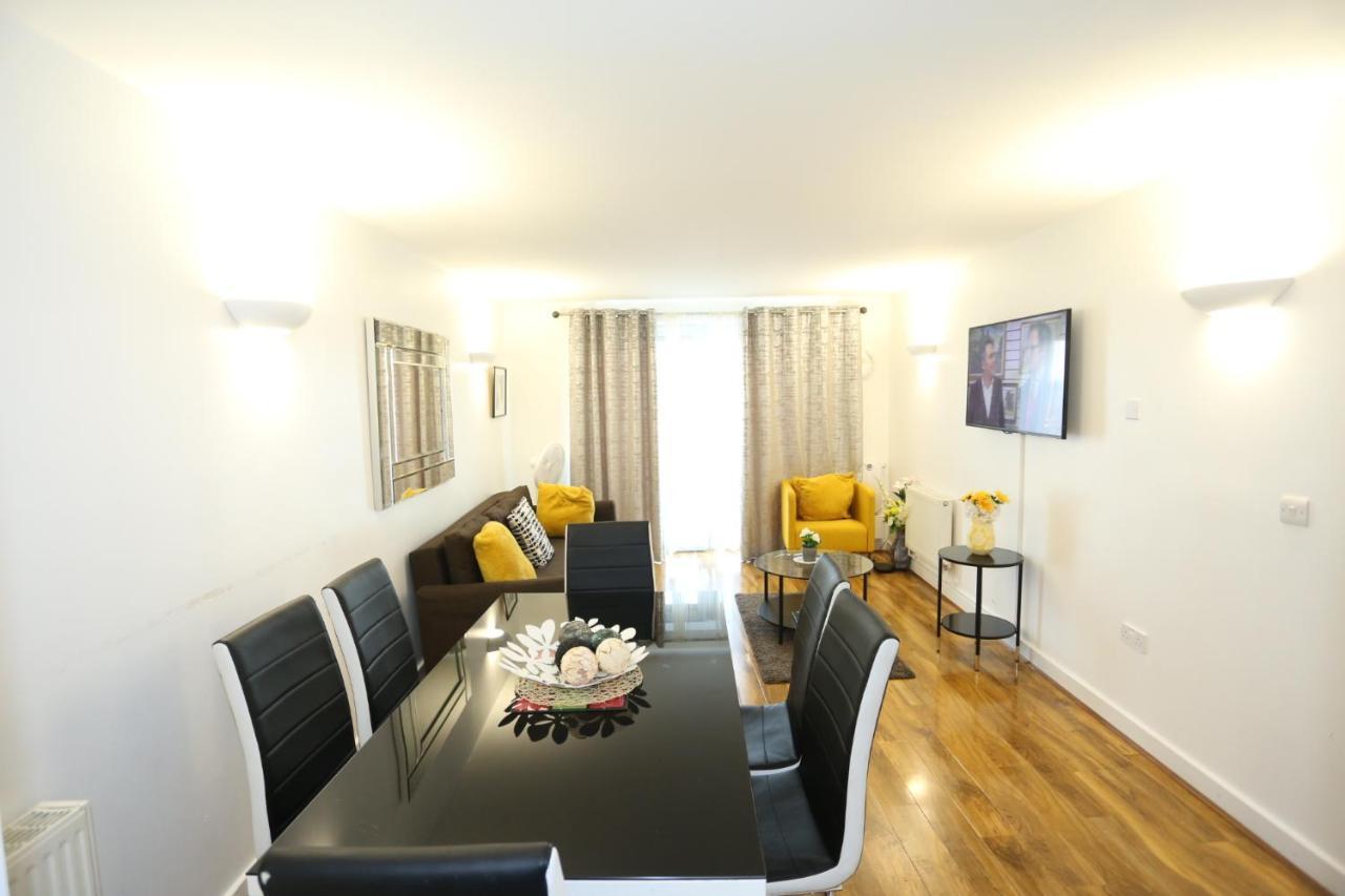 Lovely View 2 Beds 2 Bath Apartment, London Exterior photo