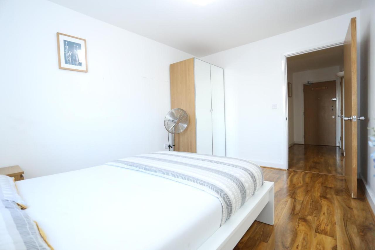 Lovely View 2 Beds 2 Bath Apartment, London Exterior photo